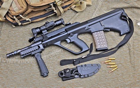 What if you could purchase one holster that can quickly and easily transform into a variety of carry positions? Steyr AUG A3 SA: smontaggio | all4shooters