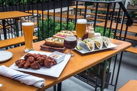 The Best Bar Backyards In NYC - Gothamist