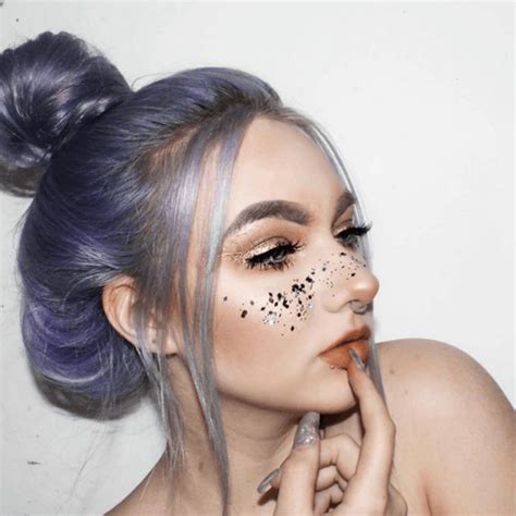 9 Ways Glitter Freckles Can Actually Enhance Your Beauty Routine Brit Co