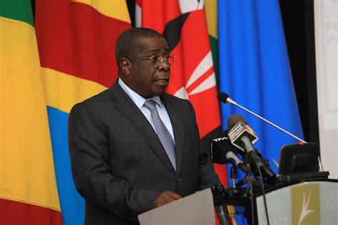 Secretariado Do Conselho De Ministros Notícias Angola Reafirma Compromisso Com A Paz E