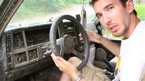 How To Straighten Your Steering Wheel - YouTube