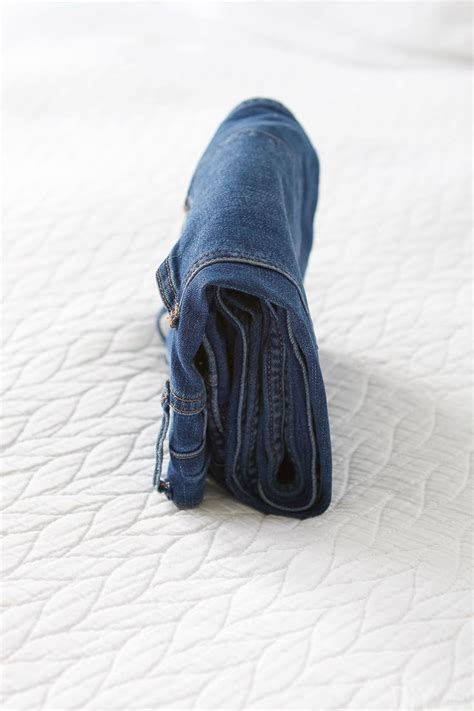 Marie is all about appreciating the piece of clothing. How to Do The Marie Kondo Fold for Clothing | How to fold ...