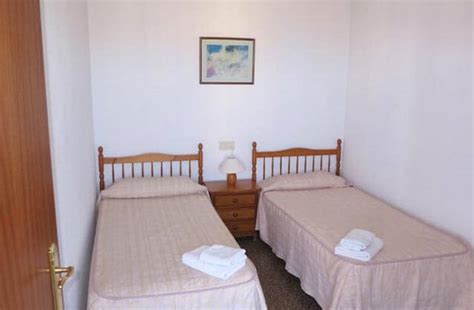 Read more than 900 reviews and choose a room with avenida juan fuster zaragoza, 3, benidorm, spain view on map (2.1 km from centre). Benidorm Self-catering Accommodation, Apartamentos Acuarium II | StagWeb