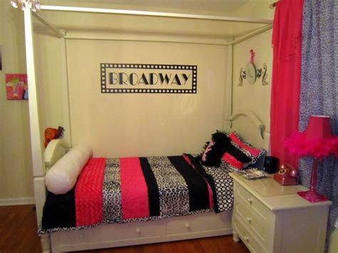Maybe you would like to learn more about one of these? Tween Girls Broadway room | Broadway rooms, Bedroom themes ...