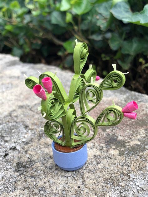 Create fun diy cactus plants easily with a free template, add a fun touch with the foil using the minc foiling machine to make them shine! Handmade Quilled Paper Mini Cactus Desk or Window ...