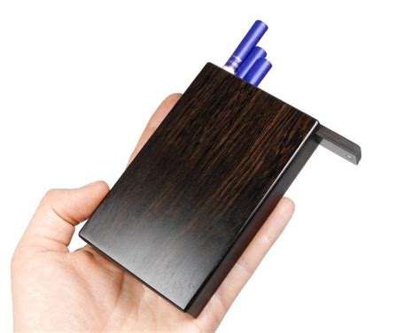 Kotak rokok untuk menaruh 8 batang rokok dan juga memiliki korek api gas sehingga anda tidak perlu repot lagi cara membuat kotak rokok unik dari kayu triplex | cigarette case how to make diy. Pin on Kotak rokok