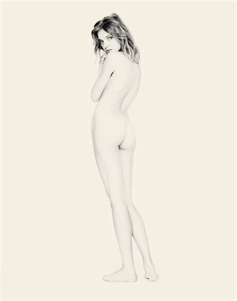 See Paolo Roversi S Ethereal Nude Portraits In New NUDI Exhibition