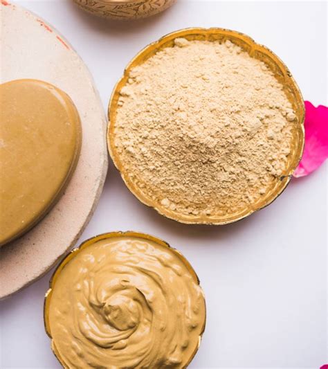 Then, add reetha powder to it and keep the bowl aside for another 40 minutes. Multani Mitti For Hair: How To Use & Benefits