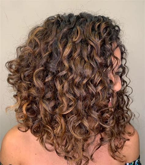 I went to a salon that specializes in naturally curly hair to get rëzolites Artofit