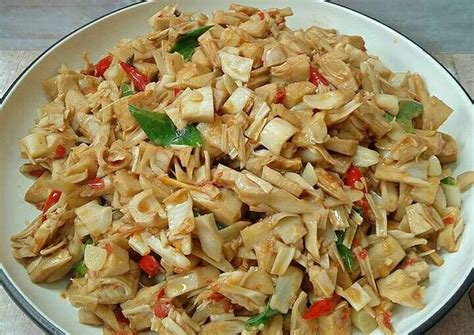 Sayur memang sedap dijadikan gandingan makanan berlauk. Pin di sayur tumis