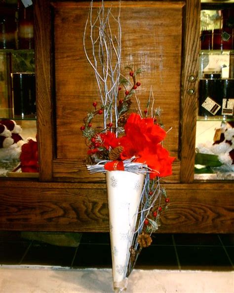 If you're a gardening beginner or want something low maintenance, succulents are a good choice as they rarely need watering. beautiful artificial flowers arrangement http://www.unny ...