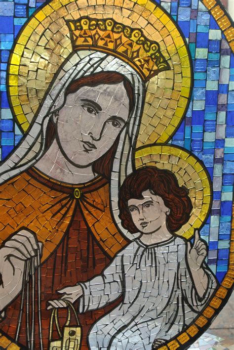 Thanks to its good condition, the church is considered to be one of the country's most important religious monuments. Pin em Vitrais Religiosos