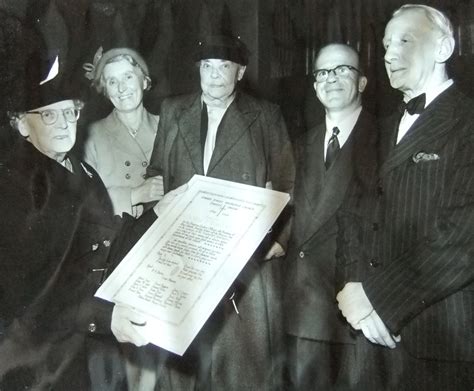A list of surnames in which the first letter is t. Taylor, P (Mrs) | Surnames beginning with T | My Primitive ...
