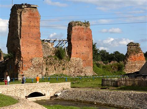 Start here for your complete introduction to the republic of belarus, a fascinating country with a rich cultural heritage and extraordinary landscapes. Krevo Castle, Smorgon district, Grodno region | Official ...