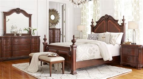 Shopping by bed size is a good way to narrow down your options. Cortinella Cherry 5 Pc King Poster Bedroom | Bedroom ...