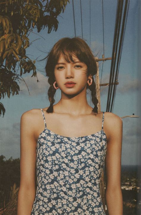Scan Lisa Photos From Blackpink Summer Diary 2019 In Hawaii