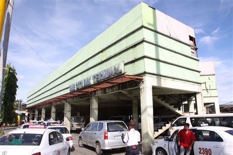 The cebu city hall is a historical building that has been and still is the seat of the governing people of the city, the mayor and vice mayor of cebu city. City Hall orders Citilink closure | Cebu Daily News