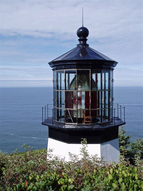 Cape Meares Lighthouse Or Road Trip With Victoria And Justin