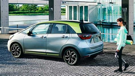The premium hatch segment is doing well and the jazz will be a tough competitor in the space. New (2020) Honda Jazz Revealed: Might Launch In India To ...
