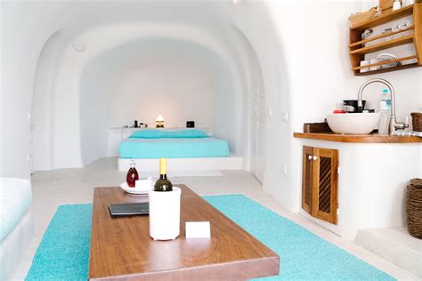 Luxury Stay At Perivolas Hotel Santorini Tour De Lust