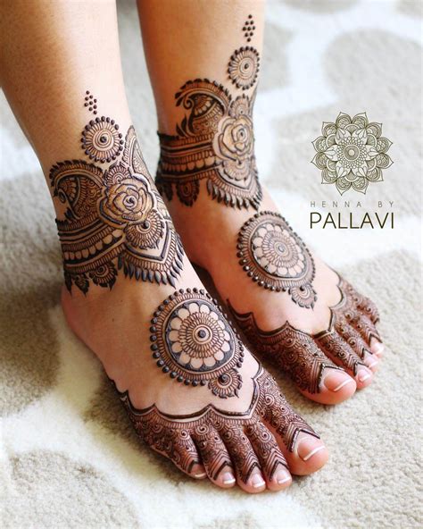 Prettiest Foot Mehndi Designs For Every Kind Of Bride