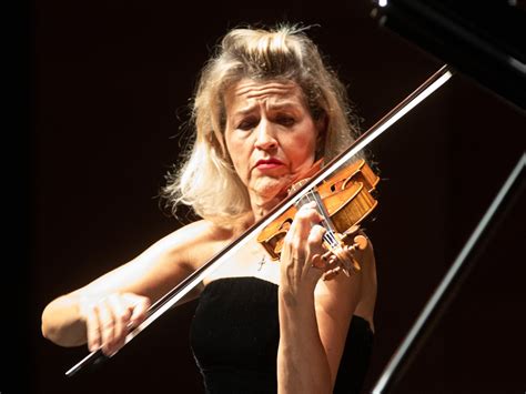 10 Of The Most Famous Female Violinists Spinditty
