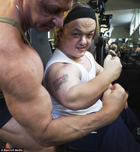 Jason Owen Uks Only Dwarf Body Builder Mini Arnie Can Lift Twice