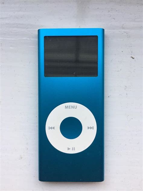 Apple Ipod Nano 2nd Generation Blue 4gb In Bransgore Dorset Gumtree