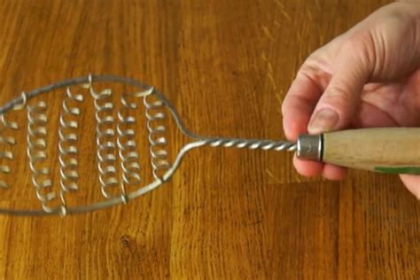 These Vintage Kitchen Gadgets Are Way Cooler Than The Stuff We Have