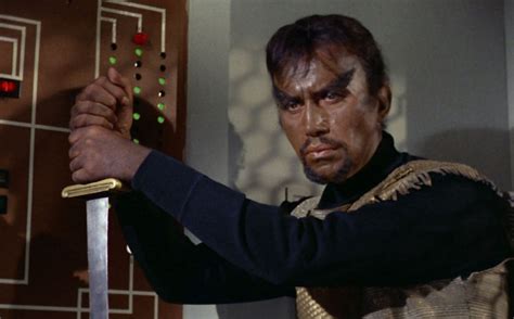 7 Star Trek Klingon Episodes To Stream Before Discovery Inverse
