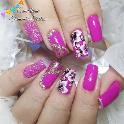 Pin By Martha Lucia Viera Balanta On Aeiou Nails Pakistan News Beauty