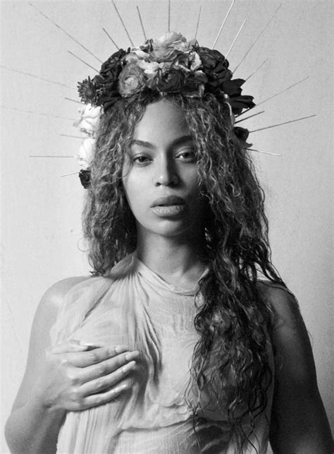 Beyoncé Pregnant 2017 Instagram Portrait Analysis Time