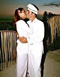 Paula echevarría (42 años) tiene a sus seguidores de lo más informados con multitud de imágenes de sus vacaciones, algo de lo que están enormente agradecidos. Blog dedicado a Paula Echevarria: Boda de Paula y David en ...