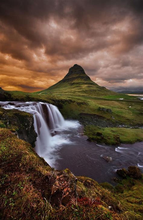 The Kirkjufell Iceland Y Travel Bucket List Iceland Fedd