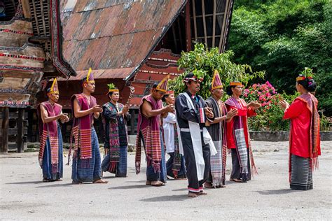 The Unique Batak Dance