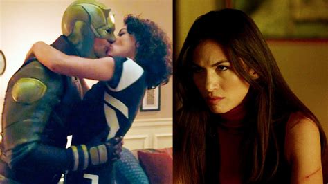 Elektra Actor Elodie Yung Reacts To She Hulk And Daredevil Hook Up Scene Pursue News