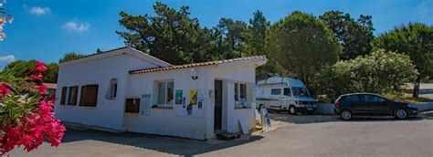 Acc S Et Contact Du Camping Le Sud En Corse Porticcio
