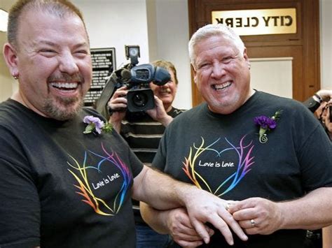 Maine Same Sex Couples Marry In First Hours Of Law