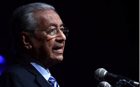 Both dr mahathir and his government officials were quick to defend his speech against its critics by saying that his point about jewish control had yet dr mahathir's remarks were not funny, and they were not a compliment, whether to jewish people, to those he claims they control, or to the soldiers. Cabinet discussed ways to manage haze situation, says Dr M ...