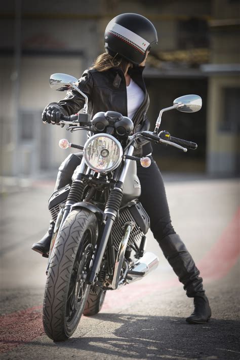 Pin By Silvia Rm On Lady Biker Moto Guzzi Motorcycle Cafe Racer Girl