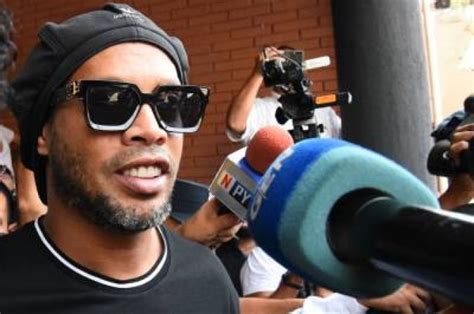 Cpi Pede Justi A Que Ronaldinho Ga Cho Seja Impedido De Sair Do Brasil Ltimas Diario De
