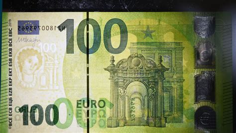 Europas verbraucher müssen sich bald an weitere neue geldscheine gewöhnen. 100 Euro Schein Muster / 50 Euro Schein Fehldruck Sicherheitsfaden 100 Alter Schein Eur 100 00 ...