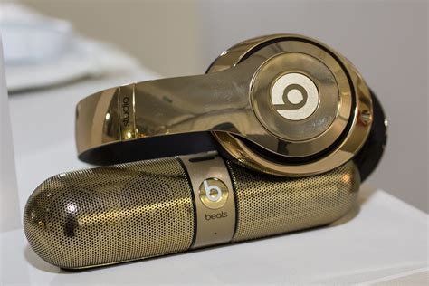 Gold Beats By Dr Dre Pill 20 And Headphones Gadget Flow