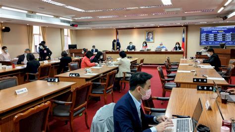 相關連結 星島頭條網 頭條日報 新聞搜尋 東周網 the standard 星島海外地產. 客委會編1.5億 疫情後振興客庄產業 - 新聞 - Rti 中央廣播電臺