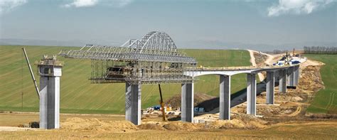 Formwork for movable scaffolding system - Doka