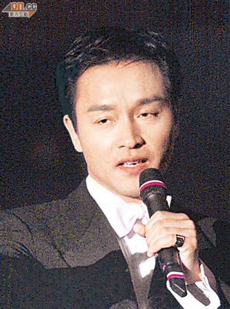Days of being wild #andylau #劉德華 #刘德华 #張國榮 #lesliecheung #장국영 #レスリーチャン #阿飛正傳. 蔡楓華唱哥哥名曲化解宿怨 - 東方日報