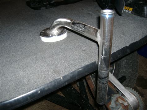 Anchoring a boat properly is important when you want it to remain in position. NK: Useful Homemade boat anchor pole