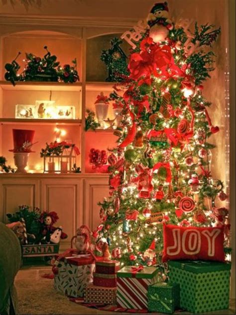 25 Gorgeous Christmas Tree Decorating Ideas Shelterness