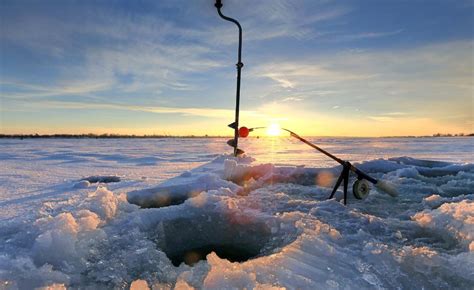 Best Places To Go Ice Fishing in Michigan - Travel With Pedro
