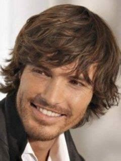 This hairstyle got popularity when many celebrities like rod stewart, florence henderson and jane fonda. shaggy-hairstyles-for-men-02 - Mens Hairstyle Guide
